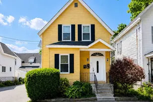 35 Puffer St, Lowell, MA 01851 - Photo 1