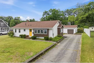 40 Pine St, Hudson, MA 01749 - Photo 1