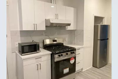 21 Clifton St, Worcester, MA 01610 - Photo 1