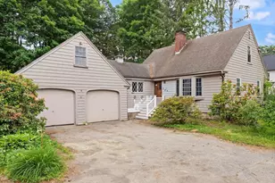 51 Main St, Norfolk, MA 02056 - Photo 1