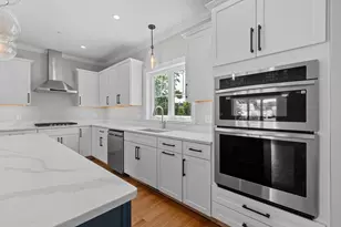 22 Pleasant St, Mansfield, MA 02048 - Photo 1