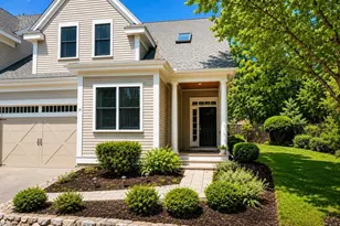 17 Courtyard Pl, Lexington, MA 02420 - Photo 1