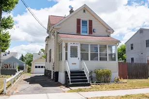 257 Redlands St, Springfield, MA 01104 - Photo 1