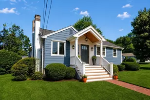 3 Rindone St, Holbrook, MA 02343 - Photo 1