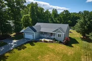 46 Pomeroy St, Easthampton, MA 01027 - Photo 1