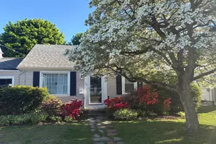 12 Hannah Dr, Warwick, RI 02888 - Photo 1