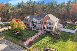 394 Mohawk Rd, Raynham, MA 02767 - Photo 1