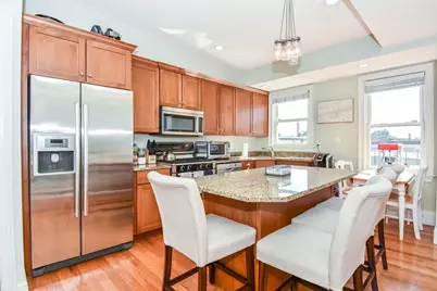 62 H St #3, Boston, MA 02127 - Photo 1