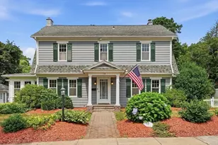 14 Brown St, Palmer, MA 01069 - Photo 1