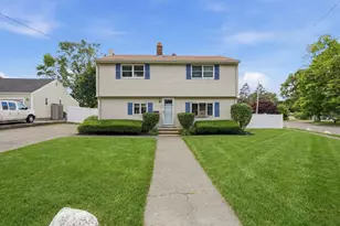 31 Herrick Rd, Peabody, MA 01960 - Photo 1