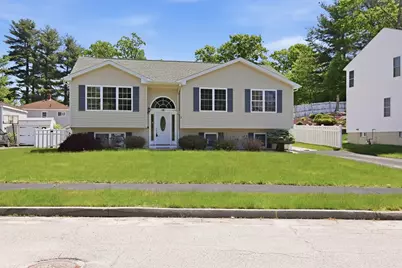 3 Oak Leaf Cir, Worcester, MA 01603 - Photo 1