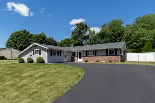 22 Temi Rd, Hudson, MA 01749 - Photo 1
