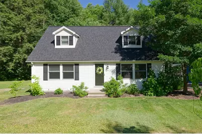 24 Woodland Rd, Uxbridge, MA 01569 - Photo 1
