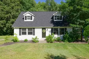 24 Woodland Rd, Uxbridge, MA 01569 - Photo 1