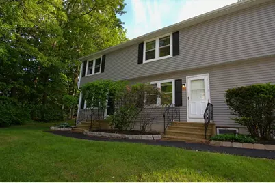 270 Sunderland Rd #24, Worcester, MA 01604 - Photo 1