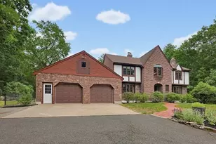 107 Mill St, Dunstable, MA 01827 - Photo 1