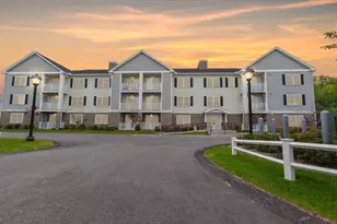 21 Messenger St, Plainville, MA 02762 - Photo 1