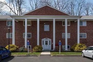 72 Barrett St, Northampton, MA 01060 - Photo 1