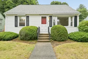 29 Courtland St, Worcester, MA 01602 - Photo 1