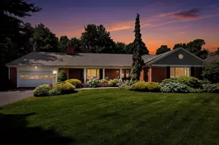93 Wheel Meadow Dr, Longmeadow, MA 01106 - Photo 1