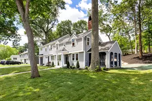 6 Longbow Rd, Lynnfield, MA 01940 - Photo 1