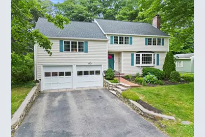 7 Trickett Rd, Lynnfield, MA 01940 - Photo 1