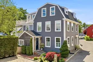 33 Franklin St, Marblehead, MA 01945 - Photo 1