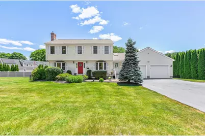 329 Pakachoag St, Auburn, MA 01501 - Photo 1