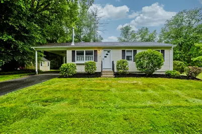 36 Brookwood Dr, Northampton, MA 01062 - Photo 1