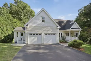 29 Midgley Cir, Grafton, MA 01536 - Photo 1