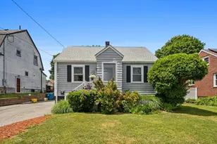 28 N Mountain Ave, Melrose, MA 02176 - Photo 1