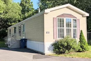 36 Presidential Cir, Warren, MA 01083 - Photo 1
