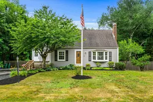 133 Mountain Ave, Pembroke, MA 02359 - Photo 1