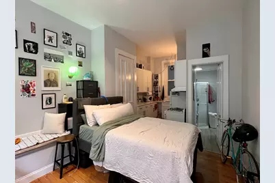 83 West Cedar St #A, Boston, MA 02114 - Photo 1