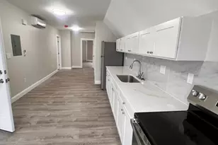 15 Quincefield, Boston, MA 02125 - Photo 1
