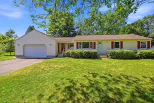 63 Columbia Dr, Agawam, MA 01030 - Photo 1