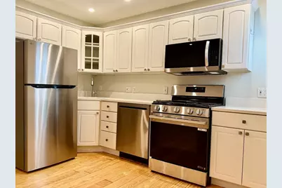 137 M St #1, Boston, MA 02127 - Photo 1