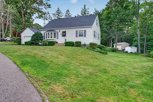 11 King St Ext, Leicester, MA 01524 - Photo 1