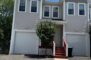 40 Winchester Ln, Fall River, MA 02721 - Photo 1