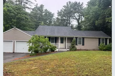 112 High Street, Carver, MA 02330 - Photo 1