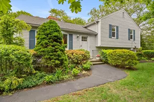 19 Hood Dr, Plymouth, MA 02360 - Photo 1