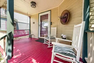 31 Kent Square, Brookline, MA 02446 - Photo 1