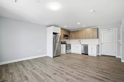 632 Centre St #202, Boston, MA 02139 - Photo 1