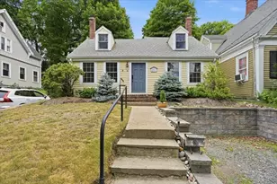 16 West St, Hingham, MA 02043 - Photo 1