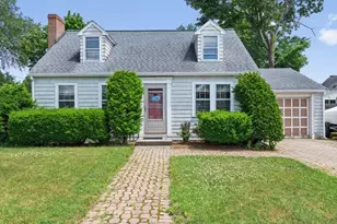 111 Warren St, Waltham, MA 02453 - Photo 1