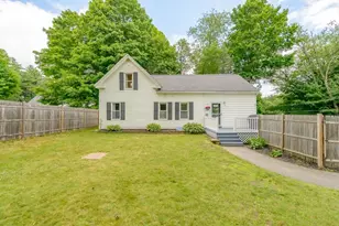 11 Province St, Pepperell, MA 01463 - Photo 1