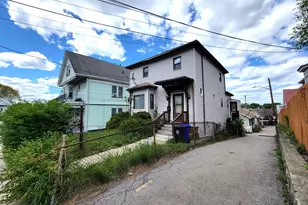 14 Acorn St, Malden, MA 02148 - Photo 1