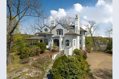 52 Rockledge Rd, Newton, MA 02461 - Photo 1