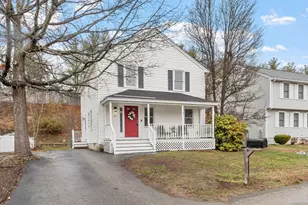 29 Lamplighter Ln, Chelmsford, MA 01863 - Photo 1