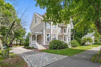 40 Chestnut St #1, Andover, MA 01810 - Photo 1